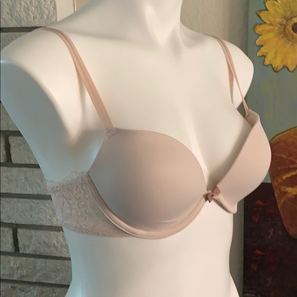 32 C t shirt bra lightly padded underwire - Picture 3 of 7